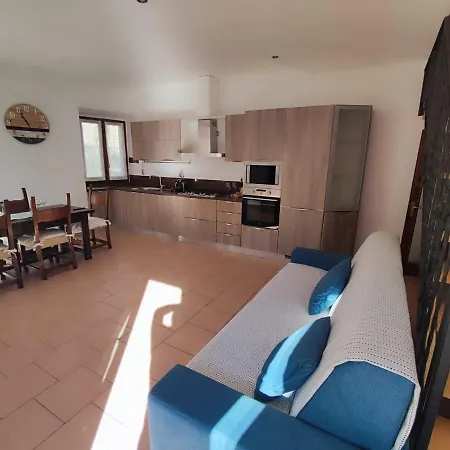 Como Lake Limonta Apartmán *